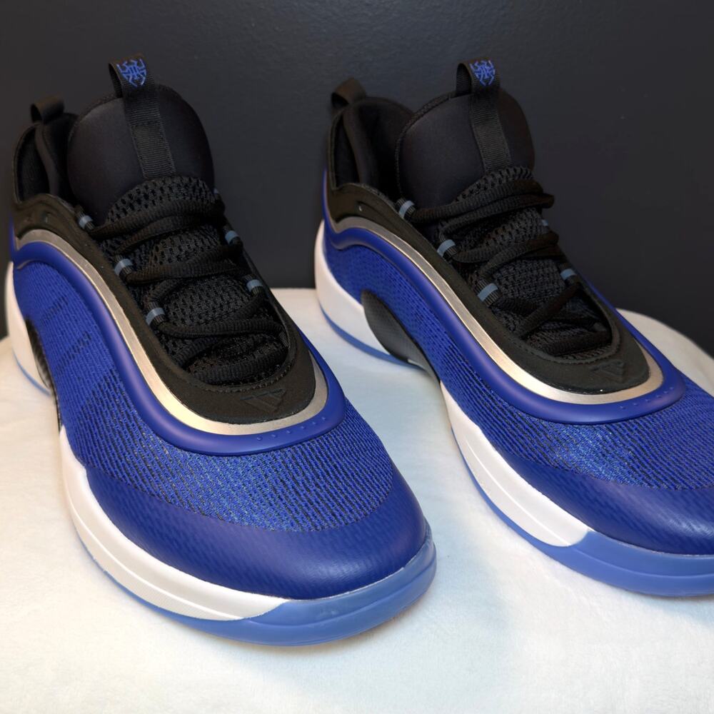 adidas D.O.N. Issue #6 “Lucid Blue” – IG9102 | 17M - Picture 10 of 12
